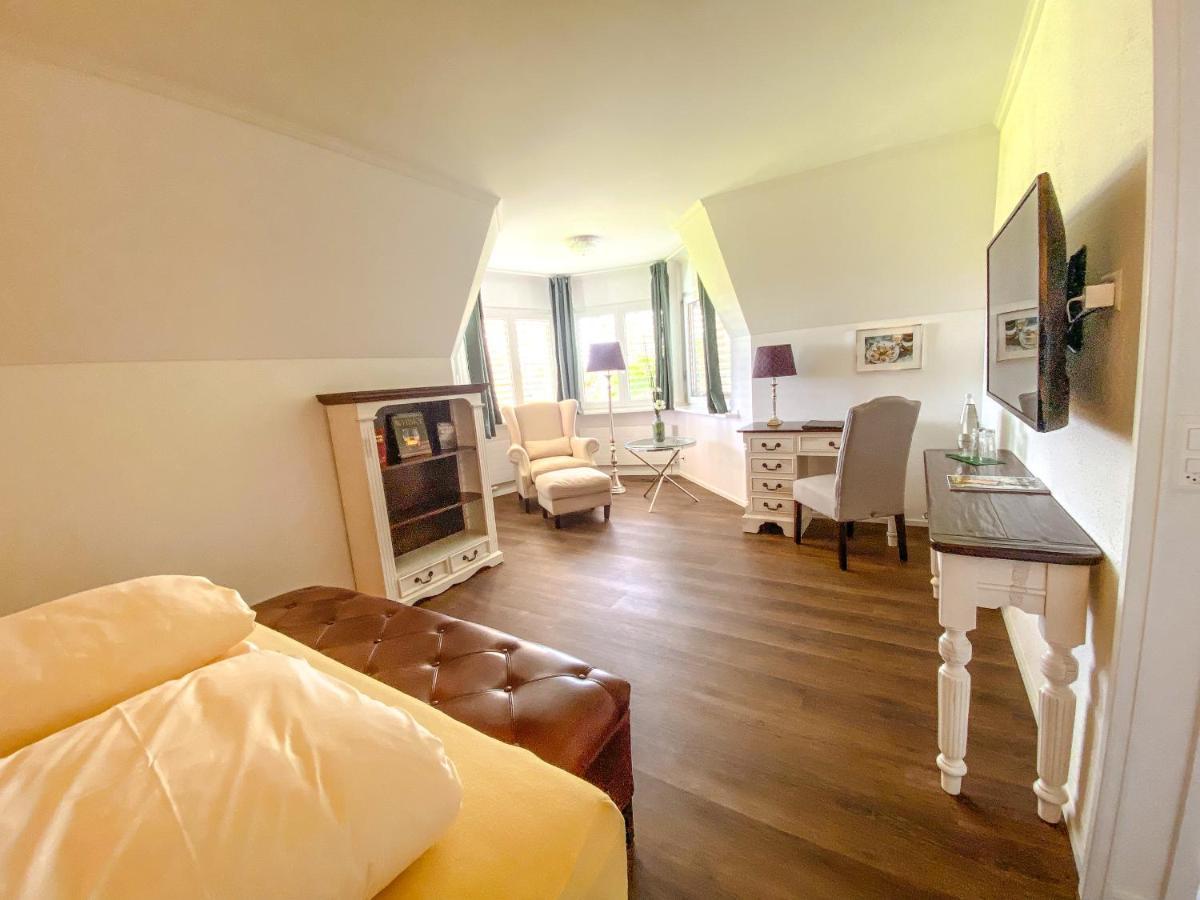 Trompeterschloessle Hotel & Residence Taegerwilen Bagian luar foto